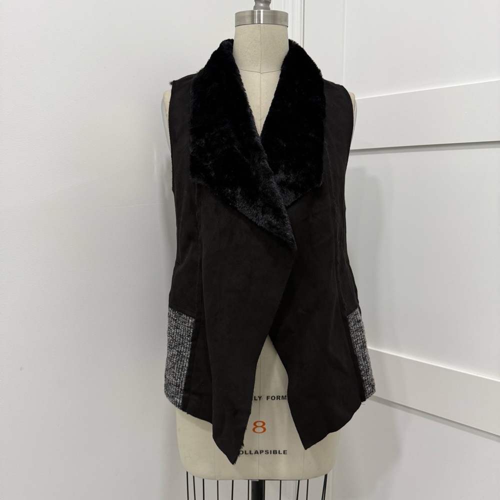 Mystree Stitch Fix Black Gray Open Front Draped Soft Suede Vest Size S